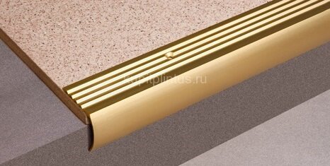 Заказать Порог угловой из анодированного алюминия Д4 Золото КЕ 2,7 м 