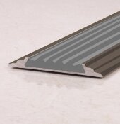 Порог одноуровневый с резиновой вставкой ПО-46 бронза матовая - серый 2,7 м