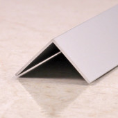 Угол защитный 30х30 мм прямой алюминий PV75-02 Серебро матовое 2,7 м