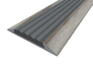 Порог противоскользящий с серой вставкой Д15 КД Дуб арктик (декорированный) 2,7 м Порог противоскользящий с серой вставкой Д15 КД Дуб арктик (декорированный) 2,7 м