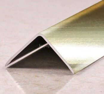 Заказать Алюминиевый уголок 10х10 мм PV60-13 песок блестящий 2,7 м Заказать Алюминиевый уголок 10х10 мм PV60-13 песок блестящий 2,7 м