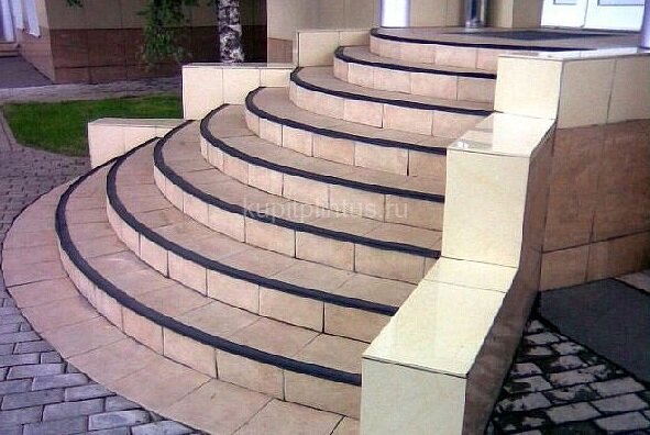 Заказать Профиль противоскользящий закладной "Безопасный Шаг" БШ-40 40х13 Коричневый Заказать Профиль противоскользящий закладной "Безопасный Шаг" БШ-40 40х13 Коричневый