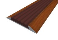 Порог противоскользящий с коричневой вставкой Д15 Вишня (декорированный) 2,7 м Порог противоскользящий с коричневой вставкой Д15 Вишня (декорированный) 2,7 м