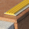 Заказать Профиль алюминиевый с противоскользящей резиновой вставкой (плоская накладка) Евроступень АН 32 желтый 2,5 м Заказать Профиль алюминиевый с противоскользящей резиновой вставкой (плоская накладка) Евроступень АН 32 желтый 2,5 м