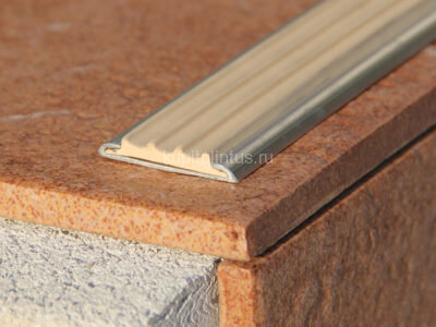 Заказать Профиль алюминиевый с противоскользящей резиновой вставкой (плоская накладка) Евроступень АН 32 бежевый 2,5 м Заказать Профиль алюминиевый с противоскользящей резиновой вставкой (плоская накладка) Евроступень АН 32 бежевый 2,5 м