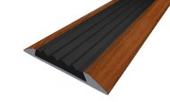 Порог противоскользящий с черной вставкой Д15 КД Вишня (декорированный) 2,7 м Порог противоскользящий с черной вставкой Д15 КД Вишня (декорированный) 2,7 м