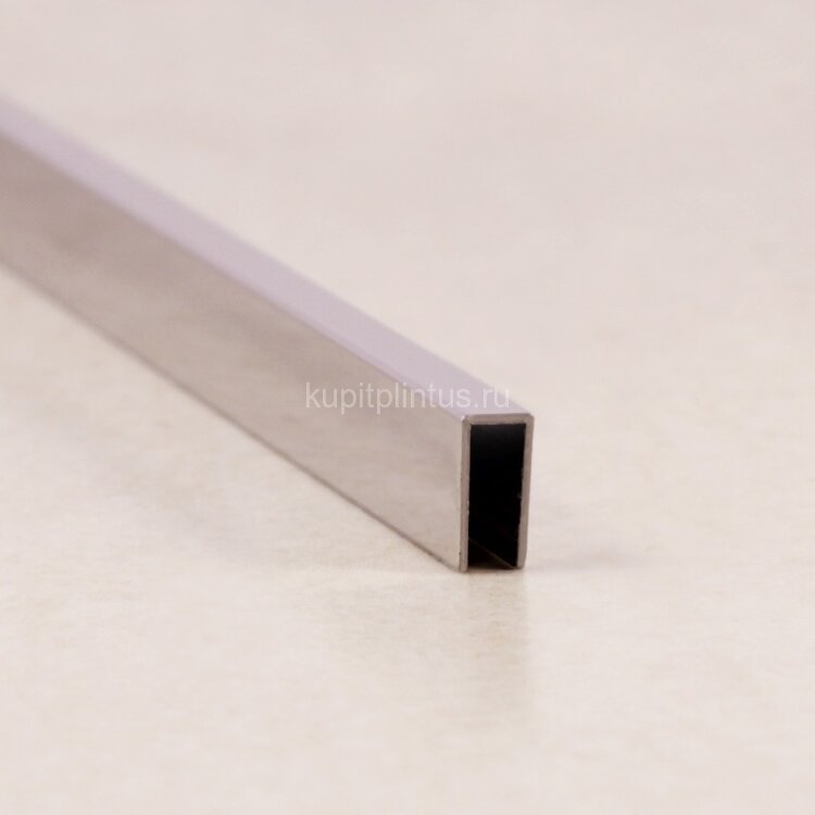 Заказать Профиль П-образный из нержавеющей стали 10х5 мм SUP055 SGB серебро глянец браш 2,7 м 