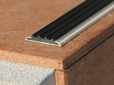 Заказать Профиль алюминиевый с противоскользящей резиновой вставкой (плоская накладка) Евроступень АН 32 черный 2,5 м Заказать Профиль алюминиевый с противоскользящей резиновой вставкой (плоская накладка) Евроступень АН 32 черный 2,5 м