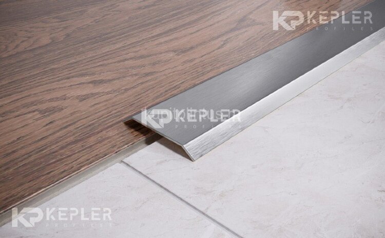 Заказать Стальной порог одноуровнеый 80 мм FA 8 M сатинированная сталь 2,7 м Заказать Стальной порог одноуровнеый 80 мм FA 8 M сатинированная сталь 2,7 м