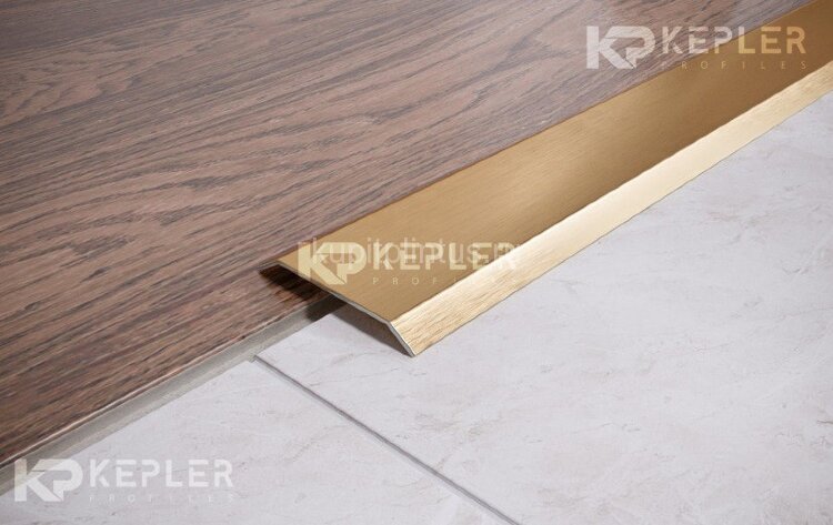 Заказать Стальной порог одноуровнеый 90 мм FA 9 GM золото сатинированное 2,7 м Заказать Стальной порог одноуровнеый 90 мм FA 9 GM золото сатинированное 2,7 м