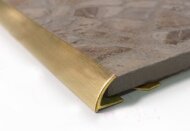 Профиль С-образный (раскладка) 10 мм ЛПО-9 латунный браш 2,7 м Профиль С-образный (раскладка) 10 мм ЛПО-9 латунный браш 2,7 м