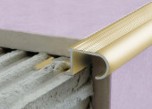 Алюминиевый профиль для ступеней овальный (ZET OWAL) с рифлением 10 мм PV49-13 песок блестящий 2,7 м