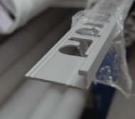 Профиль L-образный анодированный алюминий матовый 3 мм Progress PTAA 03 серебро 2,7 м Профиль L-образный анодированный алюминий матовый 3 мм Progress PTAA 03 серебро 2,7 м