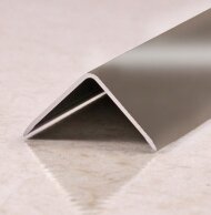 Уголок отделочный алюминиевый ПН-20х20 Бронза глянец 2,7 м Уголок отделочный алюминиевый ПН-20х20 Бронза глянец 2,7 м