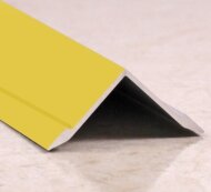 Алюминиевый уголок 21х21 мм ПВ21х21 внутренний золото матовое 2,7 м Алюминиевый уголок 21х21 мм ПВ21х21 внутренний золото матовое 2,7 м