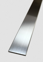 Алюминиевая полоса 15х1,5 серебро глянец 2,7 м