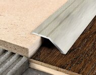 Порог разноуровневый из алюминия С1 КД Ясень беленый (декорированный) 2,7 м Порог разноуровневый из алюминия С1 КД Ясень беленый (декорированный) 2,7 м