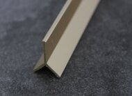 Алюминиевый Y-образный профиль (Мерседес) ПО-97 золото глянец 2,7 м Алюминиевый Y-образный профиль (Мерседес) ПО-97 золото глянец 2,7 м