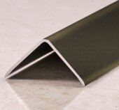 Алюминиевый уголок 25х25 мм PV64-10 коричневый матовый 2,7 м Алюминиевый уголок 25х25 мм PV64-10 коричневый матовый 2,7 м