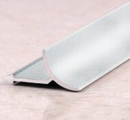 Алюминиевый уголок универсальный внутренний ПО-В9 Белый муар 2,7 м Алюминиевый уголок универсальный внутренний ПО-В9 Белый муар 2,7 м