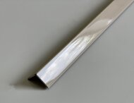 Пластиковый уголок 22х22 мм Идеал Deconika Д-У22 011-0 светло-бежевый глянцевый 2.7 м Пластиковый уголок 22х22 мм Идеал Deconika Д-У22 011-0 светло-бежевый глянцевый 2.7 м