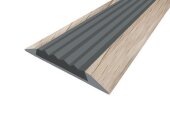 Порог противоскользящий с серой вставкой Д15 КД Дуб беленый (декорированный) 2,7 м Порог противоскользящий с серой вставкой Д15 КД Дуб беленый (декорированный) 2,7 м
