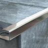Заказать Стальной П-профиль окантовочный 10 мм ОК-10 полированный 2,7 м 