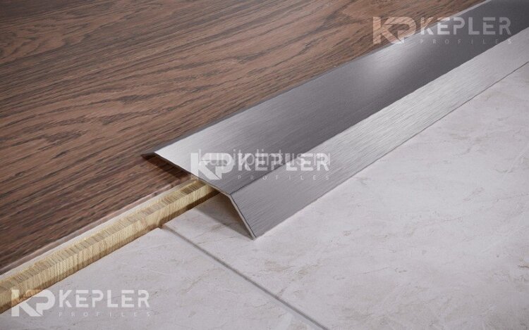 Заказать Стальной порог разноуровневый 66x15 мм FAP 15 M сатинированная сталь 2,7 м Заказать Стальной порог разноуровневый 66x15 мм FAP 15 M сатинированная сталь 2,7 м