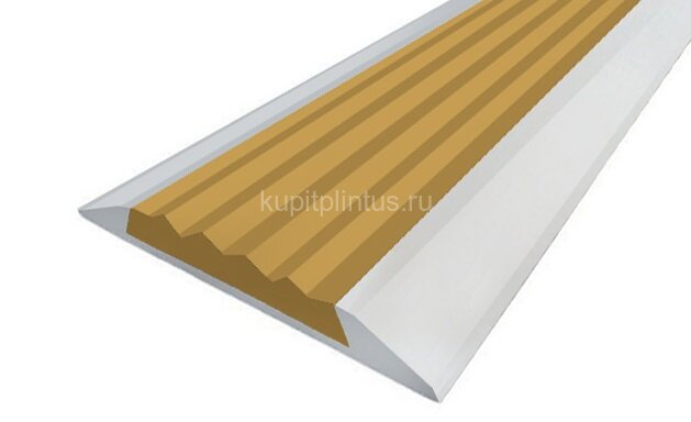 Заказать Порог противоскользящий с бежевой вставкой Д15 Серебро НЕ (анодированный) 2,7 м Заказать Порог противоскользящий с бежевой вставкой Д15 Серебро НЕ (анодированный) 2,7 м