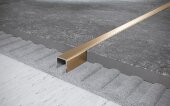 Стальной П-образный профиль 10х10 мм FU 10 GS золото сатинированное 2,7 м Стальной П-образный профиль 10х10 мм FU 10 GS золото сатинированное 2,7 м