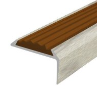 Порог угловой с коричневой резиновой вставкой Д01 КД Ясень беленый 2,7 м Порог угловой с коричневой резиновой вставкой Д01 КД Ясень беленый 2,7 м