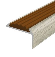 Порог угловой с коричневой резиновой вставкой Д01 КД Дуб северный 2,7 м Порог угловой с коричневой резиновой вставкой Д01 КД Дуб северный 2,7 м
