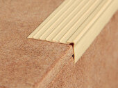 Угловой резиновый профиль противоскользящий Евроступень У-40 бежевый 12 м Угловой резиновый профиль противоскользящий Евроступень У-40 бежевый 12 м