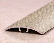 Порог одноуровневый ламинированный из алюминия ПО-31 214 дуб роял 2,7 м Порог одноуровневый ламинированный из алюминия ПО-31 214 дуб роял 2,7 м